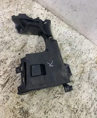 Opel Astra J Front trunk storage compartment 