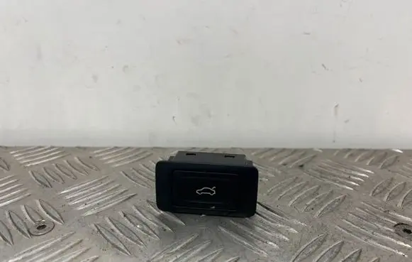 Audi Q5 SQ5 Tailgate/boot open switch button 4G0959831A
