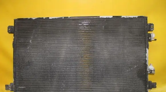 Chrysler Pacifica A/C cooling radiator (condenser)