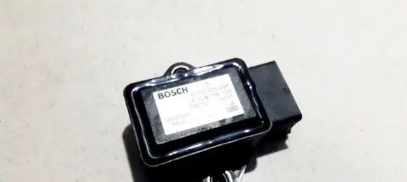 BMW 5 E60 E61 ESP acceleration yaw rate sensor 0265005266 34.52-6758750
