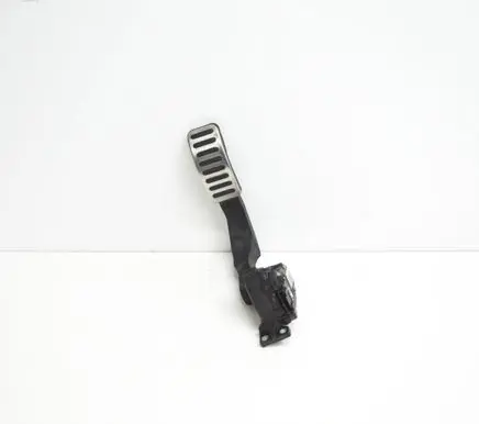 Volkswagen Phaeton Accelerator throttle pedal