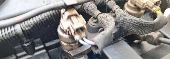 Fuel injector