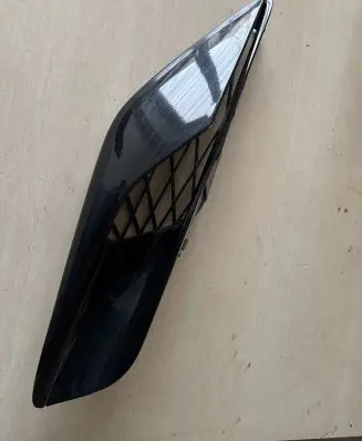 Chevrolet Corvette C7 Fender grill 23126296