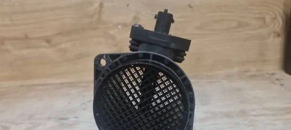Volvo V70 Mass air flow meter 0280218088 8670115