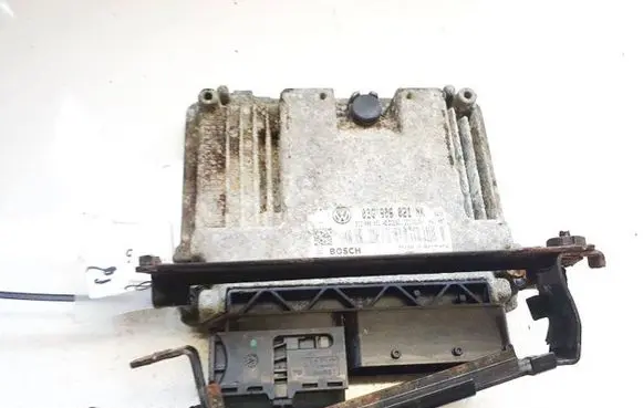 Volkswagen PASSAT B6 Engine control unit/module 03g906021nk 0281013440