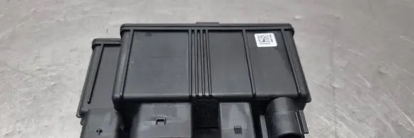 BMW 2 F45 Power management control unit 8647841 P00160275 18576710