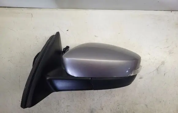 Seat Toledo IV (NH) Front door electric wing mirror 5JA857407K
