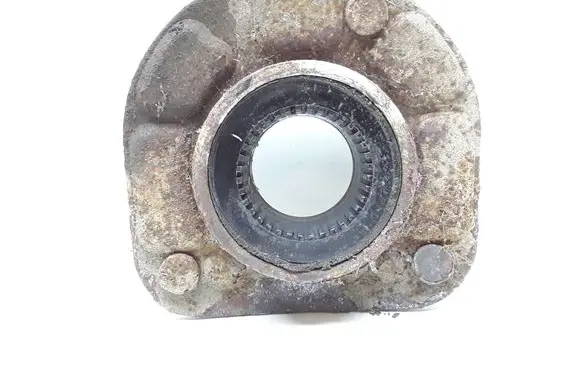 Volvo XC90 Front upper strut mount 