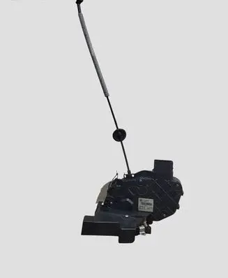Volvo V70 Front door lock 31253666 986895104