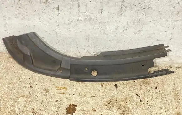 Audi TT Mk1 Radiator trim 8n0860442e