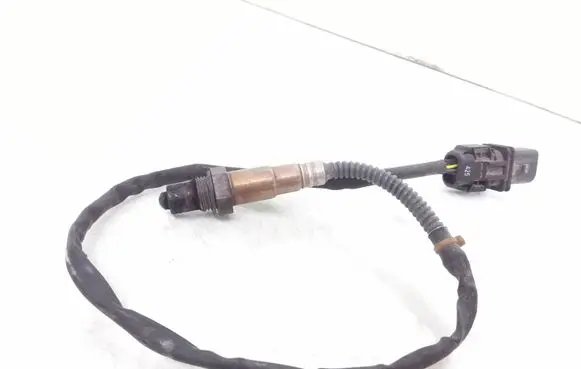Volkswagen Touran I Lambda probe sensor 03G906262A 0281004042