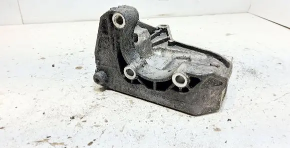 BMW 3 E90 E91 Power steering pump mounting bracket 7794455 120868