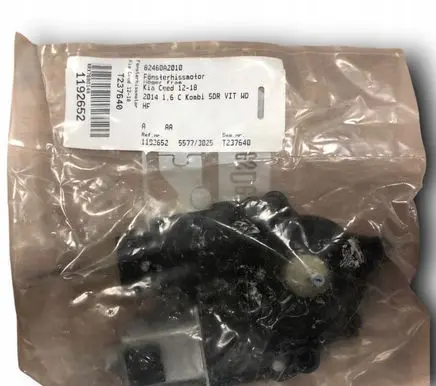 KIA Ceed Front door window regulator motor 82460A2010