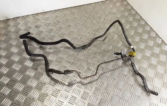 Chevrolet Captiva Fuel injector supply line/pipe 96629122 96629121 9810010322