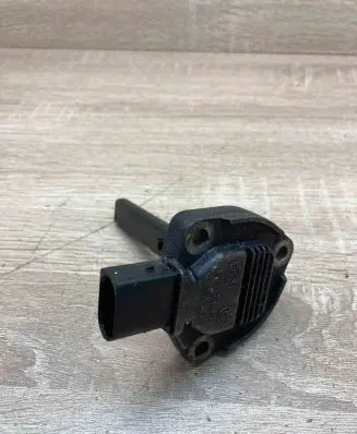 BMW 3 E46 Oil level sensor 7508003 6PR00786802