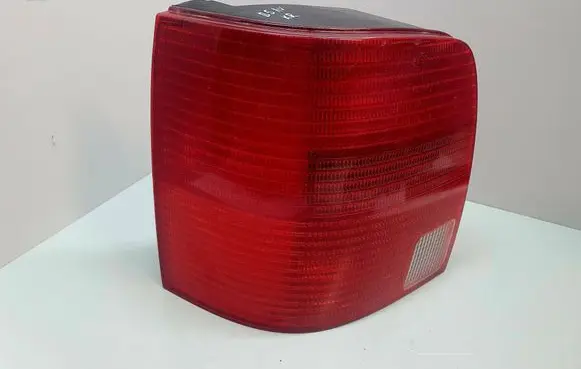 Volkswagen PASSAT B5 Rear/tail lights 3B9945111F 3B9945257