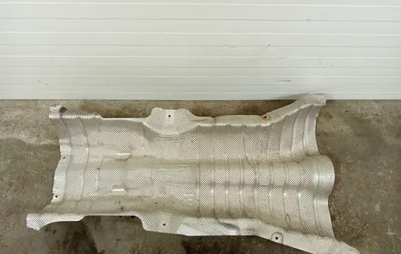 Exhaust heat shield