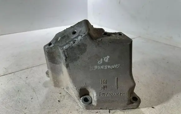 Dodge Challenger Engine mounting bracket 04726028AB