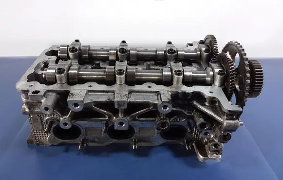 Jeep Grand Cherokee Engine head 90352084F