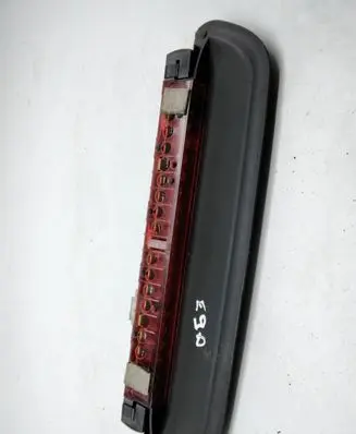 BMW 3 E90 E91 Third/center stoplight 632569466169