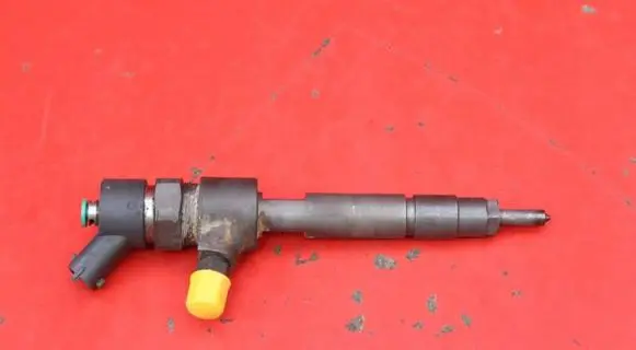 Alfa Romeo 147 Fuel injector 0445110119