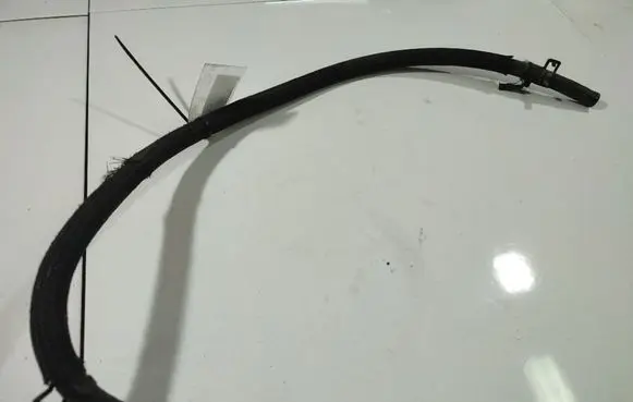 Chrysler PT Cruiser Engine coolant pipe/hose
