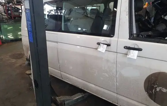 Volkswagen Transporter - Caravelle T5 Side sliding door L902