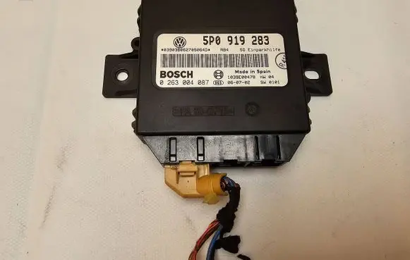 Seat Leon (1P) Parking PDC control unit/module 5P0919283 1039E00478 0263004087