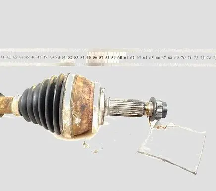 Toyota Prius (XW50) Front driveshaft