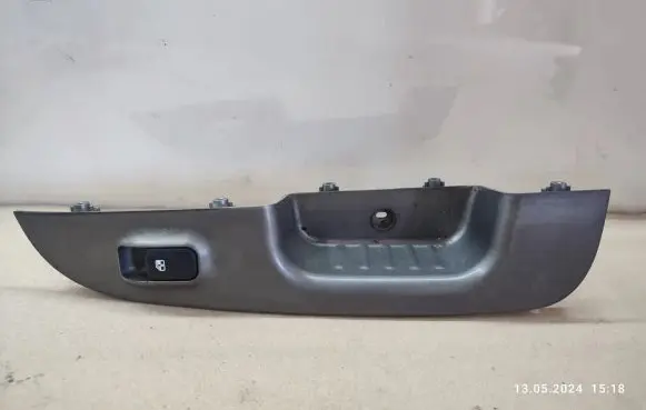 KIA Carens II Electric window control switch 935801D500