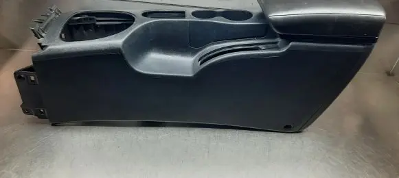 Nissan Qashqai Armrest