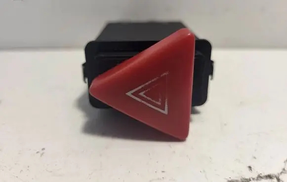 Skoda Fabia Mk1 (6Y) Hazard light switch SAE004891 BN1600001