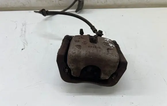 Nissan X-Trail T33 Rear brake caliper 440106UA0A