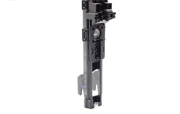 Mercedes-Benz CLS W257 Seat belt adjustment motor A2578602100 04051809147
