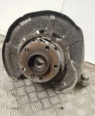 BMW X5 E70 Rear wheel hub