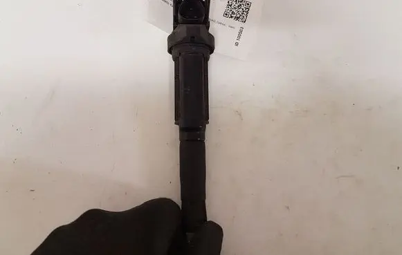 BMW 3 E46 High voltage ignition coil 7551260