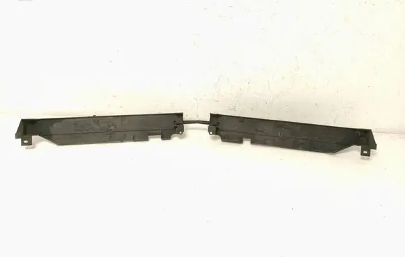 Land Rover Range Rover Sport L320 Radiator mount bracket AH328B589AA