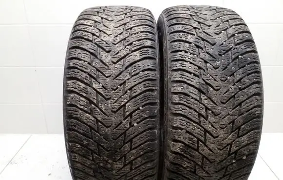 Citroen Jumper R17 winter/snow tires with studs 23555R17103TXL HAKKAPELIITTA8