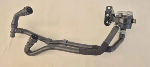 Volkswagen PASSAT B8 Electric auxiliary coolant/water pump 04L965567PMI