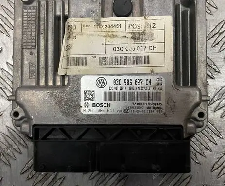 Volkswagen PASSAT B6 Engine control unit/module 03C906027CH 0261S06641