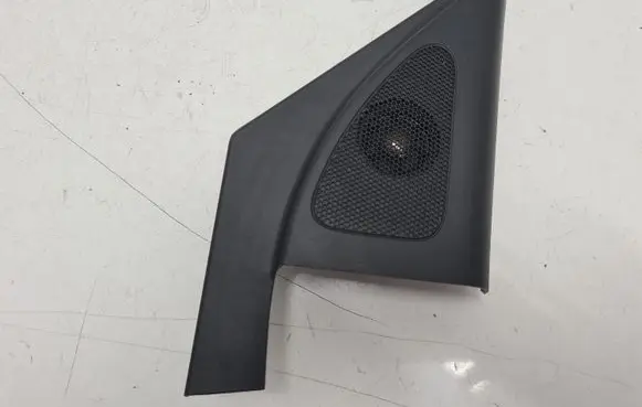 Hyundai Santa Fe Front door high frequency speaker 876612W000