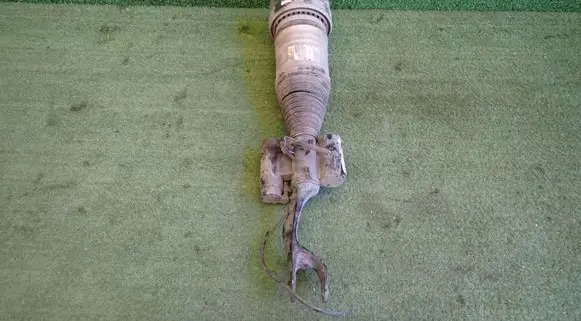 Mercedes-Benz GLC X253 C253 Front air suspension shock absorber A2533206300