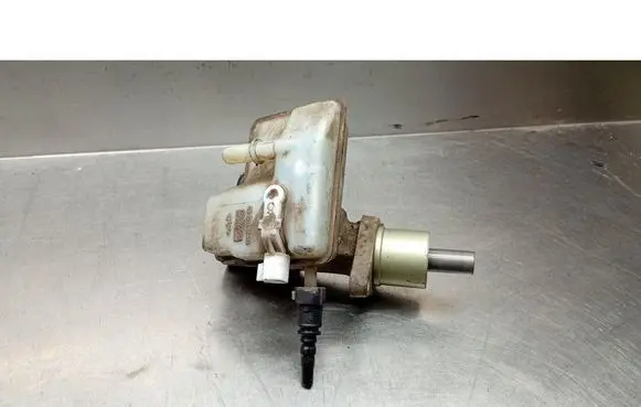 Ford Focus C-MAX Master brake cylinder 03350886401