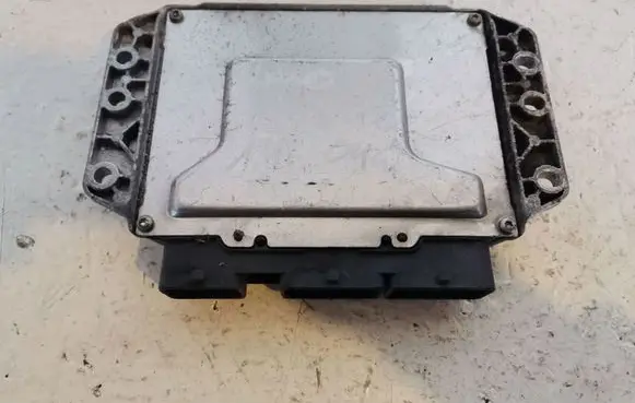 Renault Modus Engine control unit/module 215859486A 7185686727