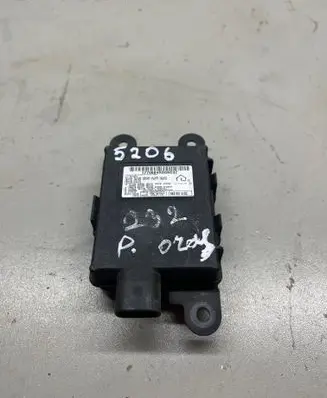 Opel Vectra C Seat control module 17Z0884RB8NE02 8K0907410C