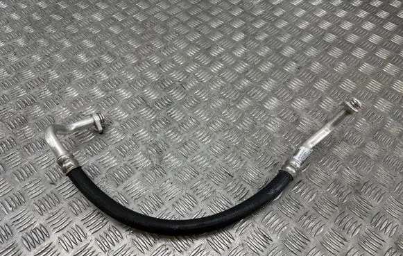 Opel Combo E Air conditioning (A/C) pipe/hose 9822435580