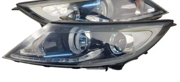 KIA Sportage Headlights/headlamps set 921013X 921023X