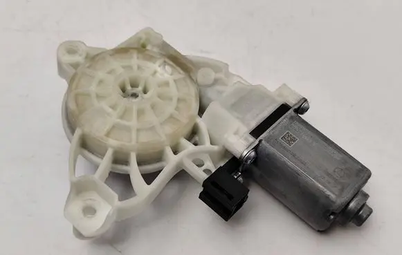 Mercedes-Benz A W177 AMG Front door window regulator motor A0009065806 A76186113 0116460149