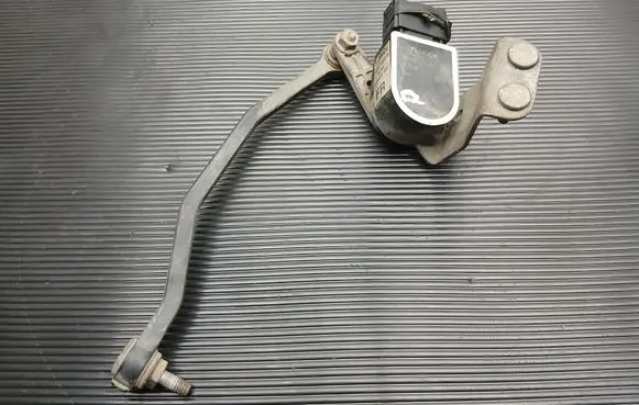 Volvo V60 Headlight/headlamp level sensor AG9N3C097 8G9N3C492