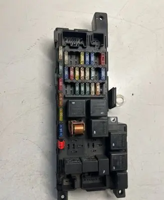 Volvo V70 Fuse box set 001103003236 518323118 452003